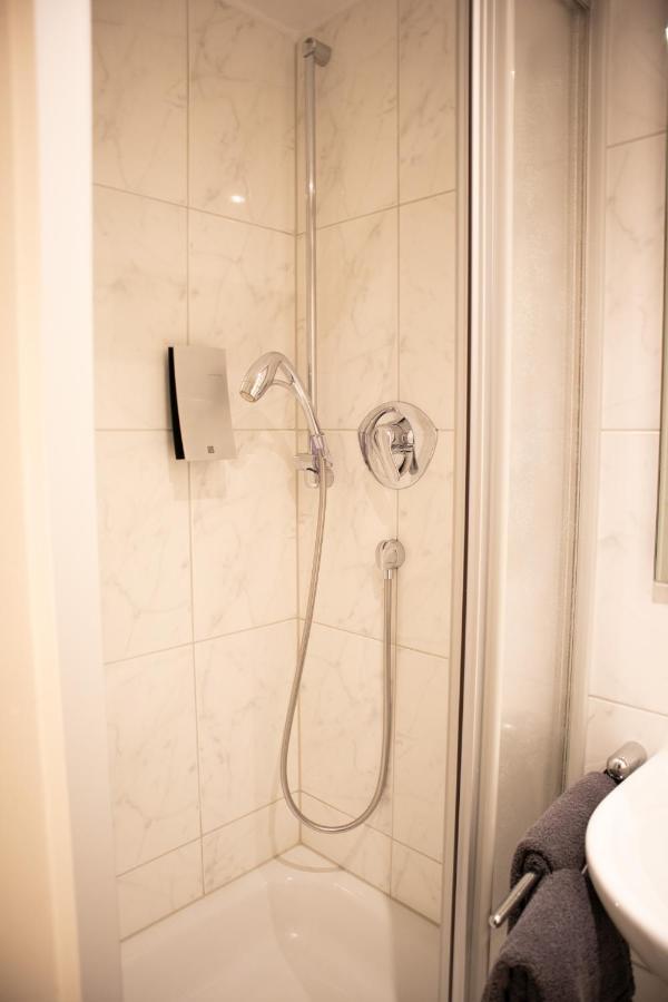 Park Hotel 施韦因福特 外观 照片